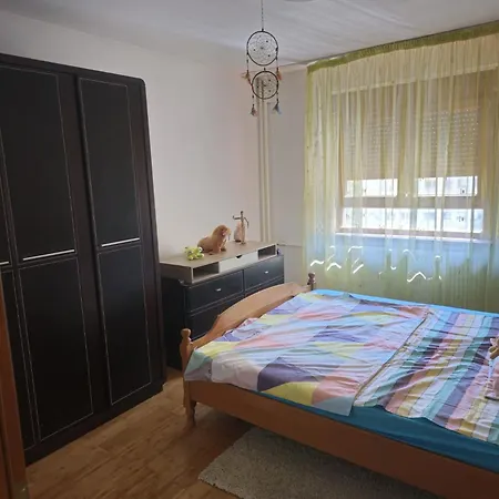Apartamento Cu 3 - Dristor Bucarest